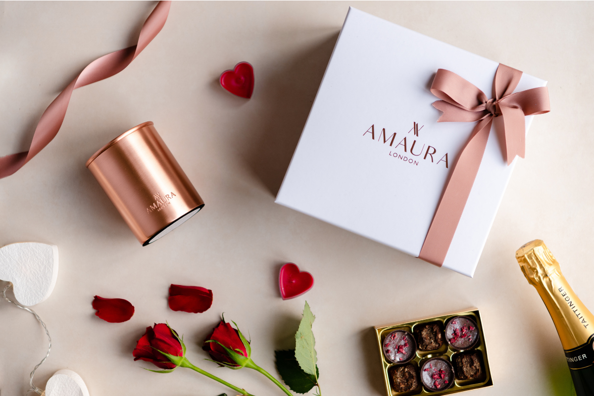 The Wedding Gift They’ll Never Forget: Personalised Candle Ideas for the Big Day